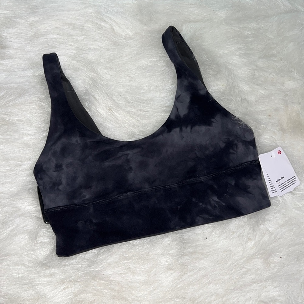 NWT-Lululemon alight bra